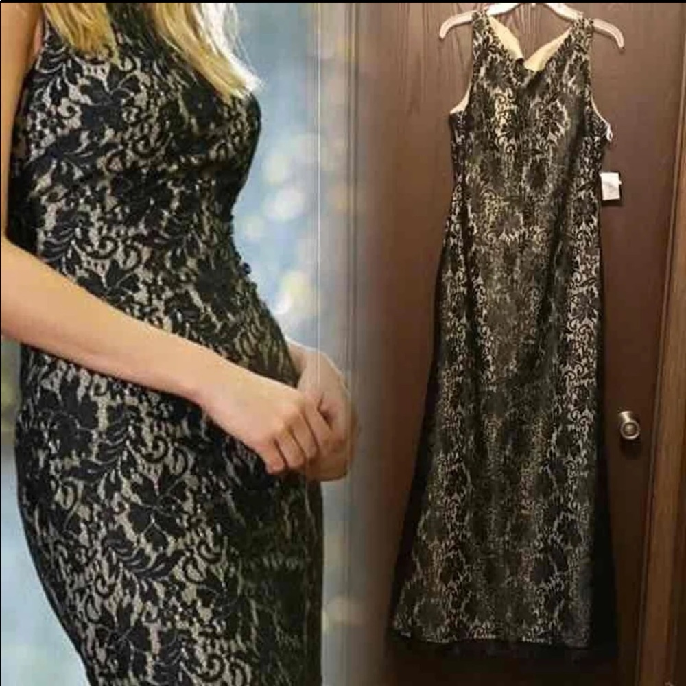 BNWT Black Lace Bridesmaid Dress!🖤